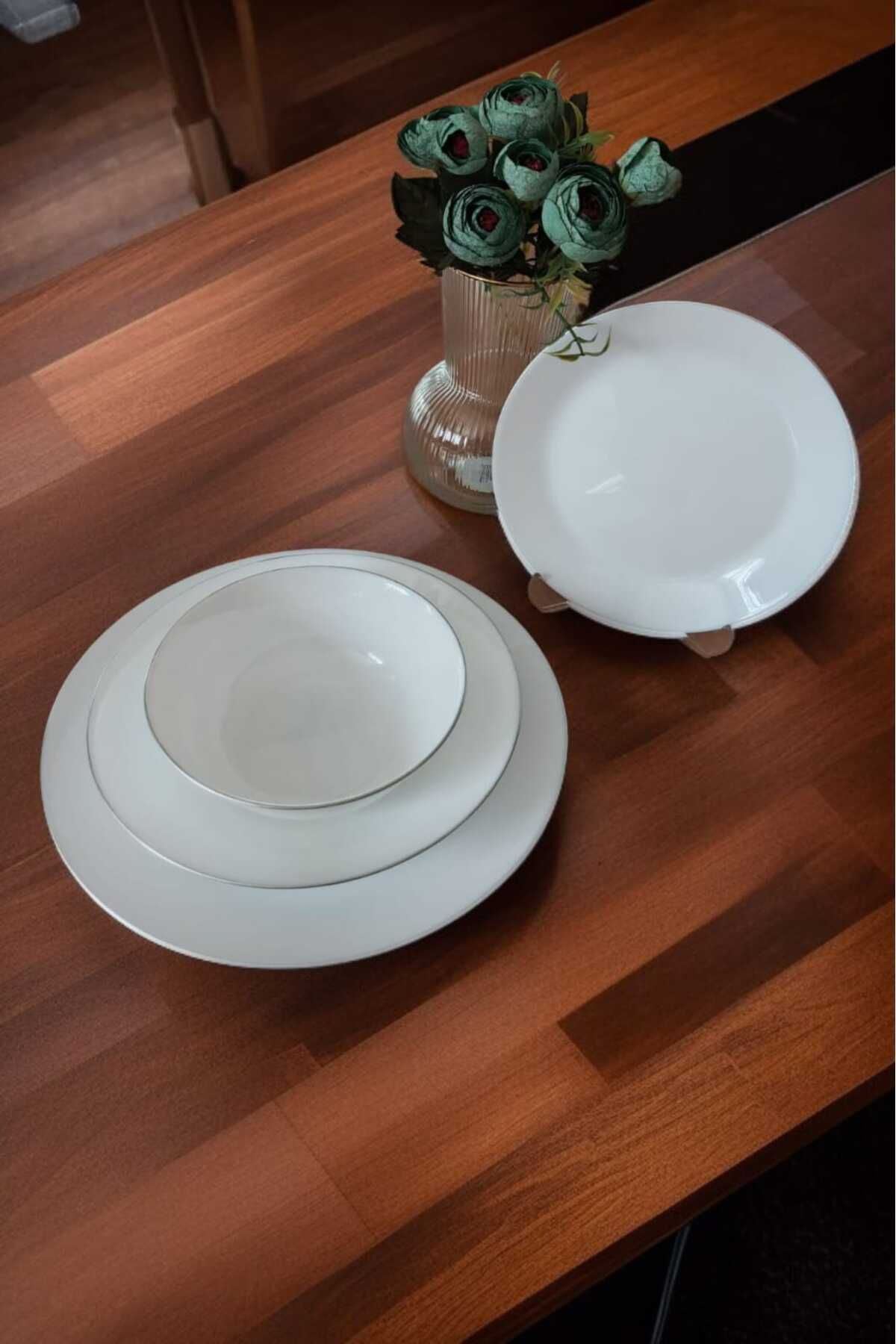 Oftast 24 Parça Yaldızlı Yemek Takımı