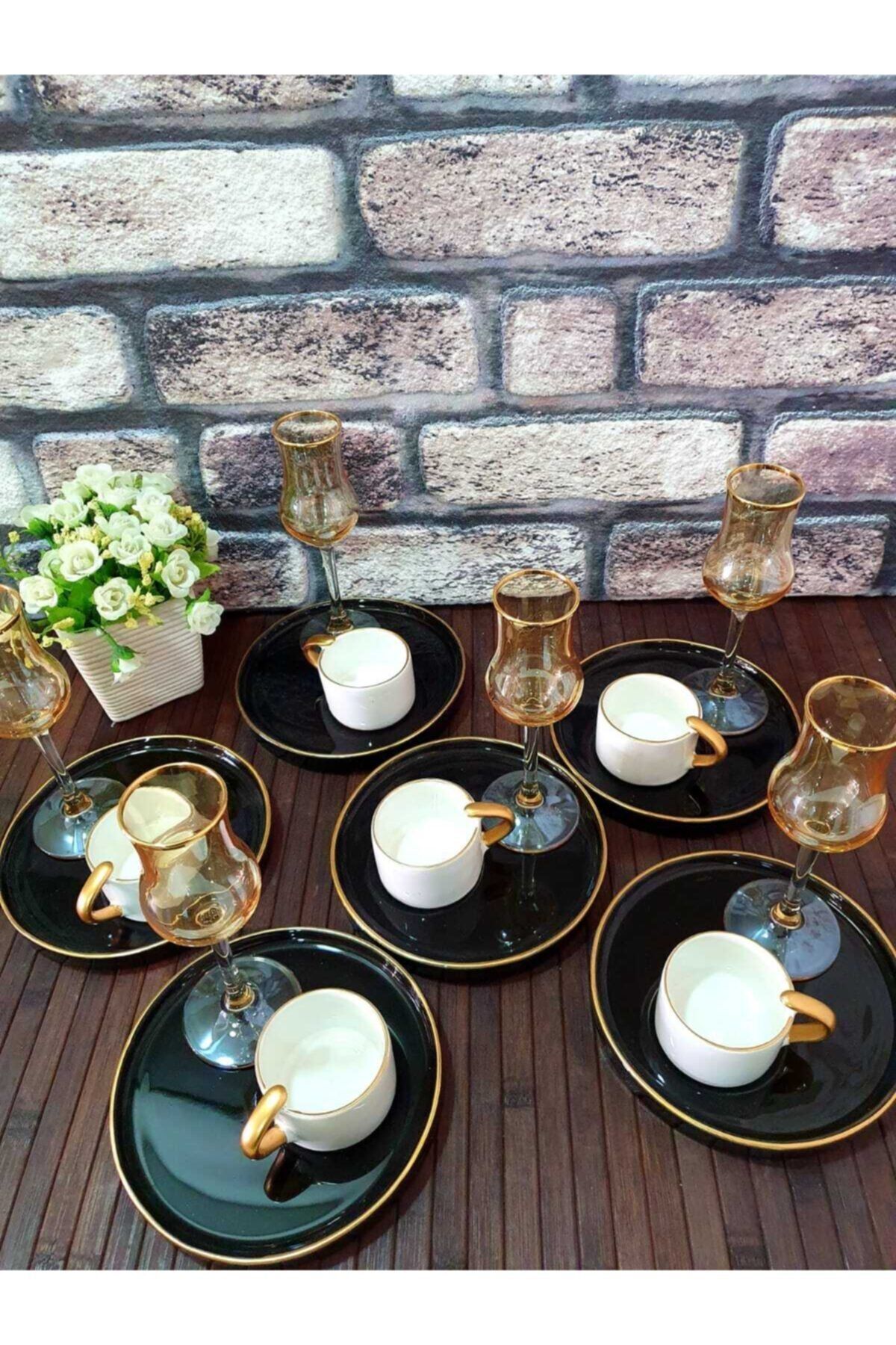 Diana Black Kahve Fincan Takımı 6 Kişilik 18 Parça