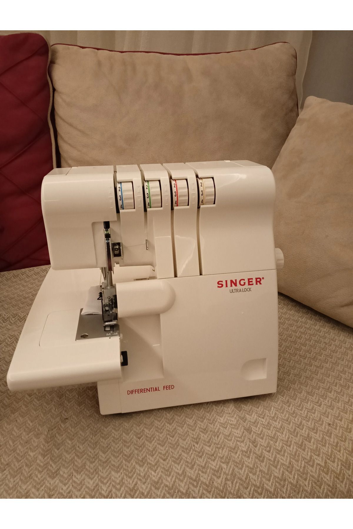 Singer 14 Sh 654 4 Iplik Overlok Makinesi