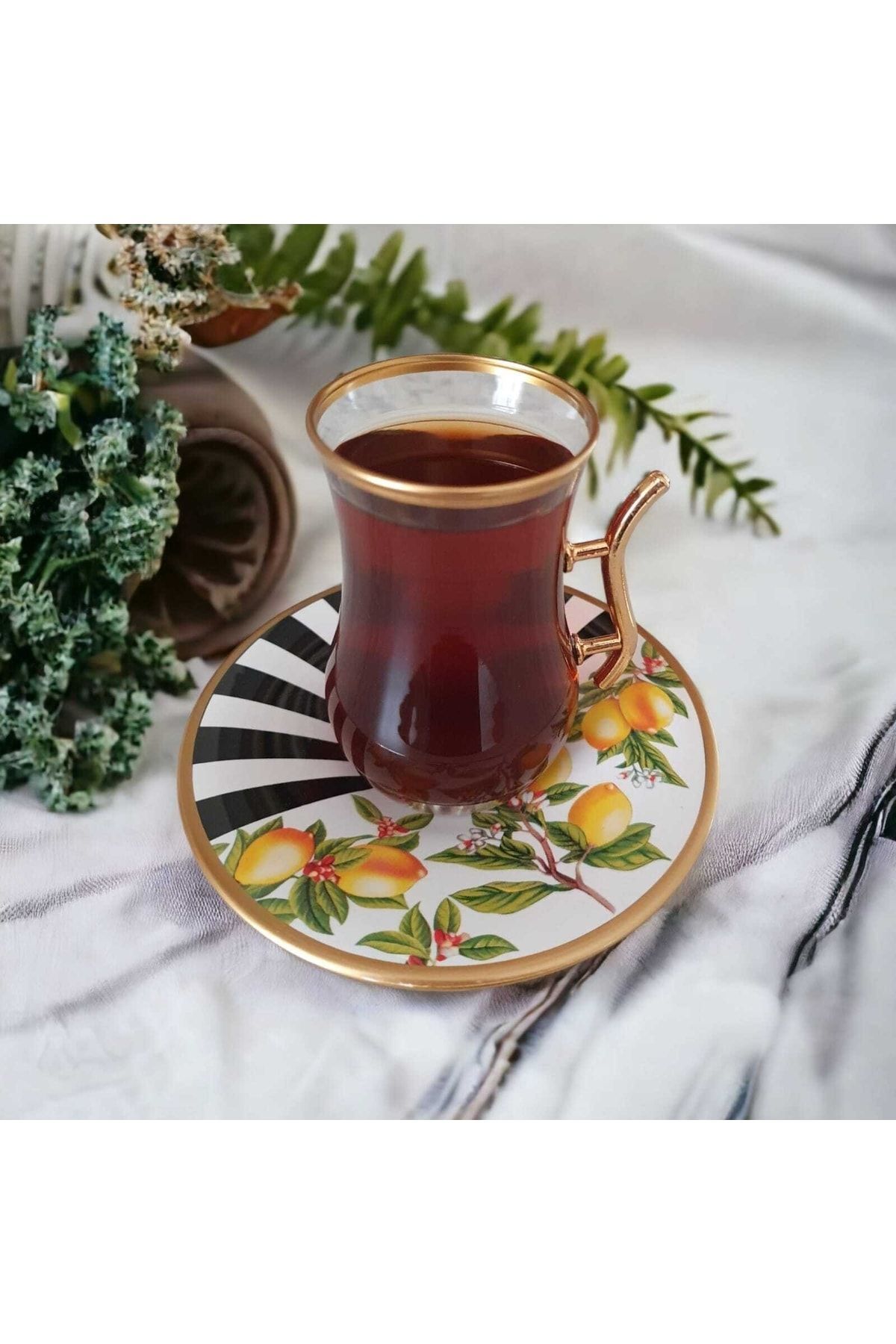 12 Parça Altın Yaldızlı Çay Seti